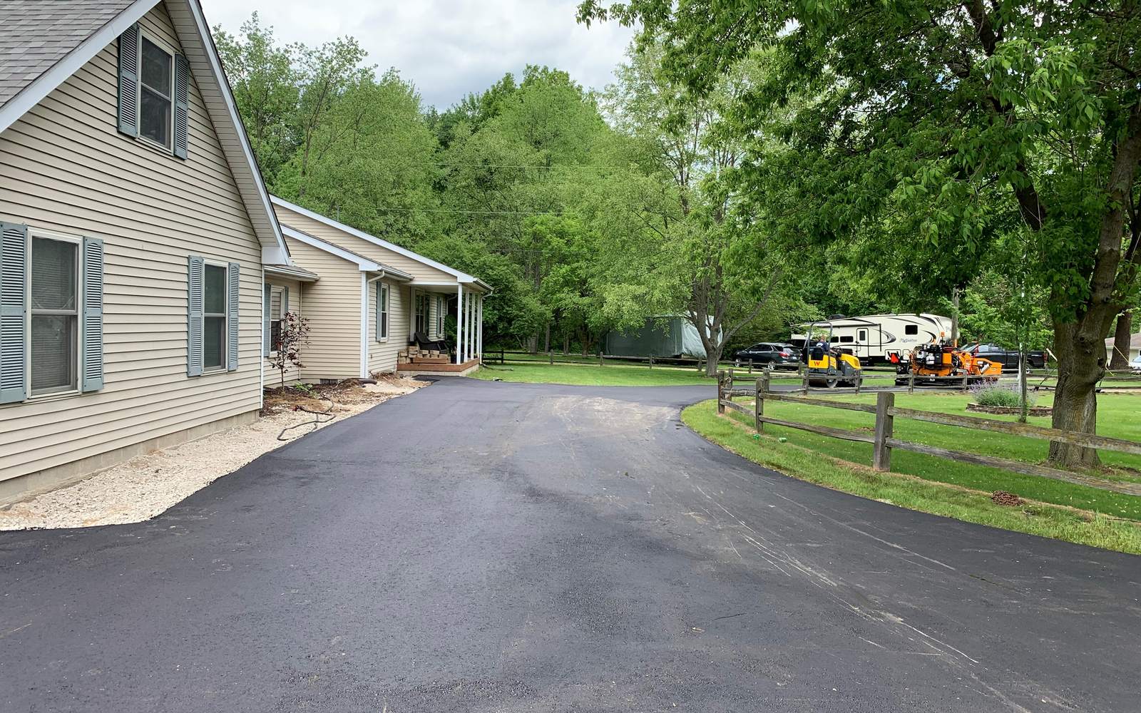 Asphalt paving project near Monroe, MI